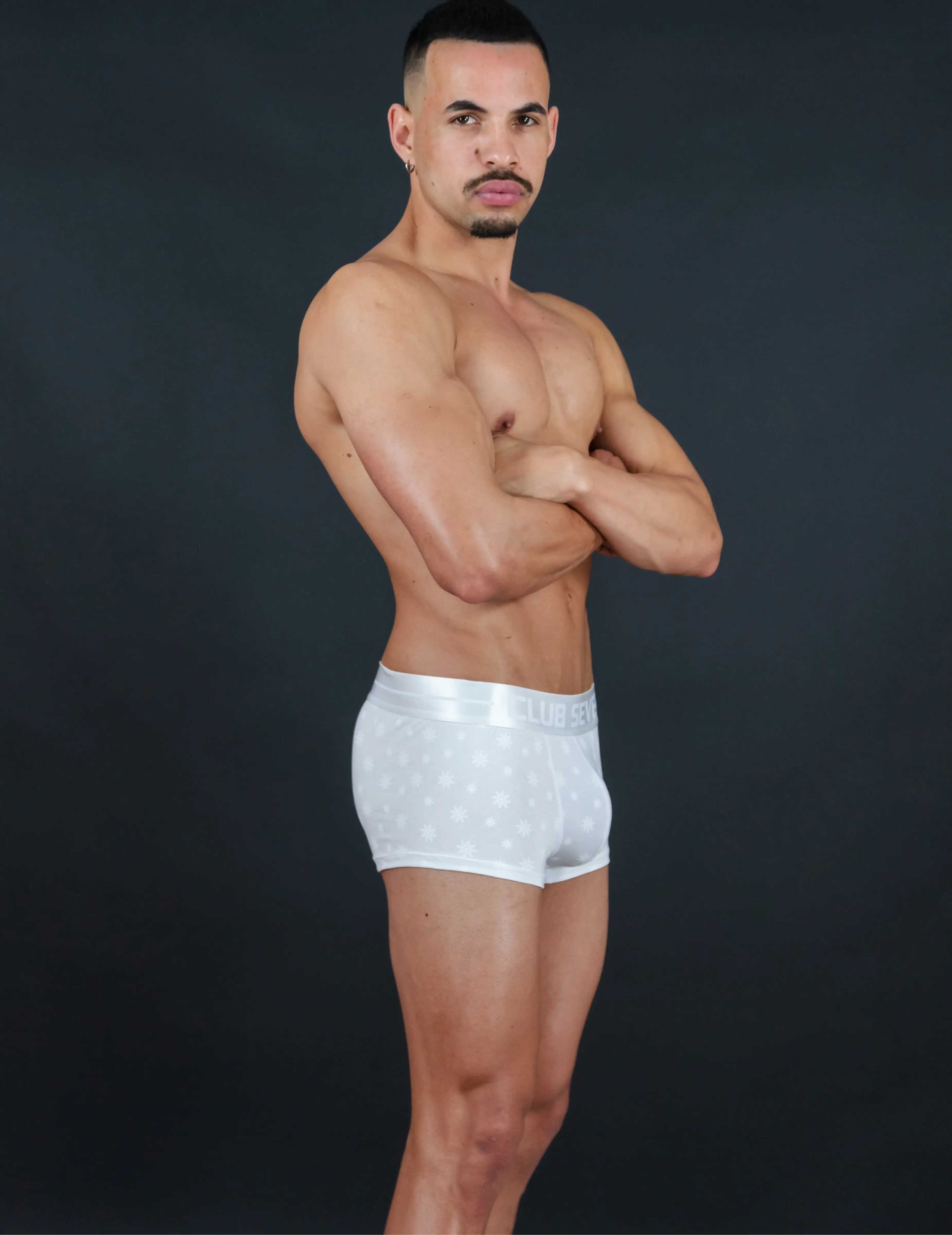 Limited-Edition White Snowflake Trunks - Image 4